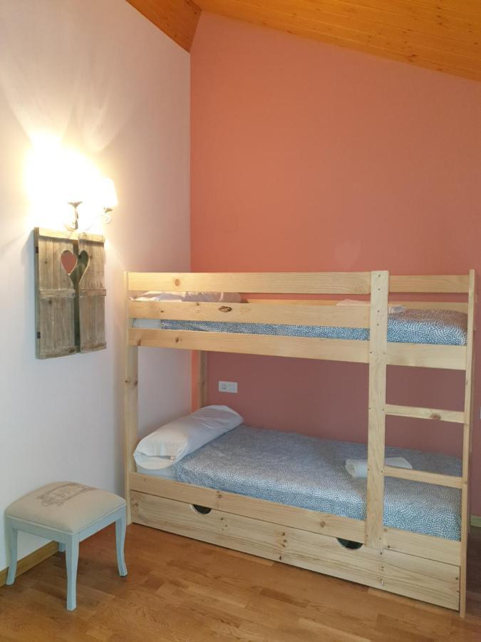 Pico Almanzor Villa Villanúa Eksteriør bilde